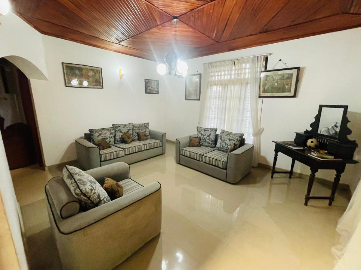 Mangala Lodge Курунегала Экстерьер фото